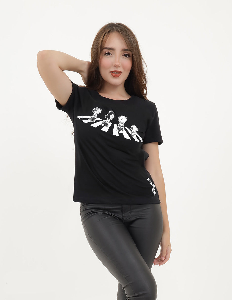Playera Snoopy Lilly Women